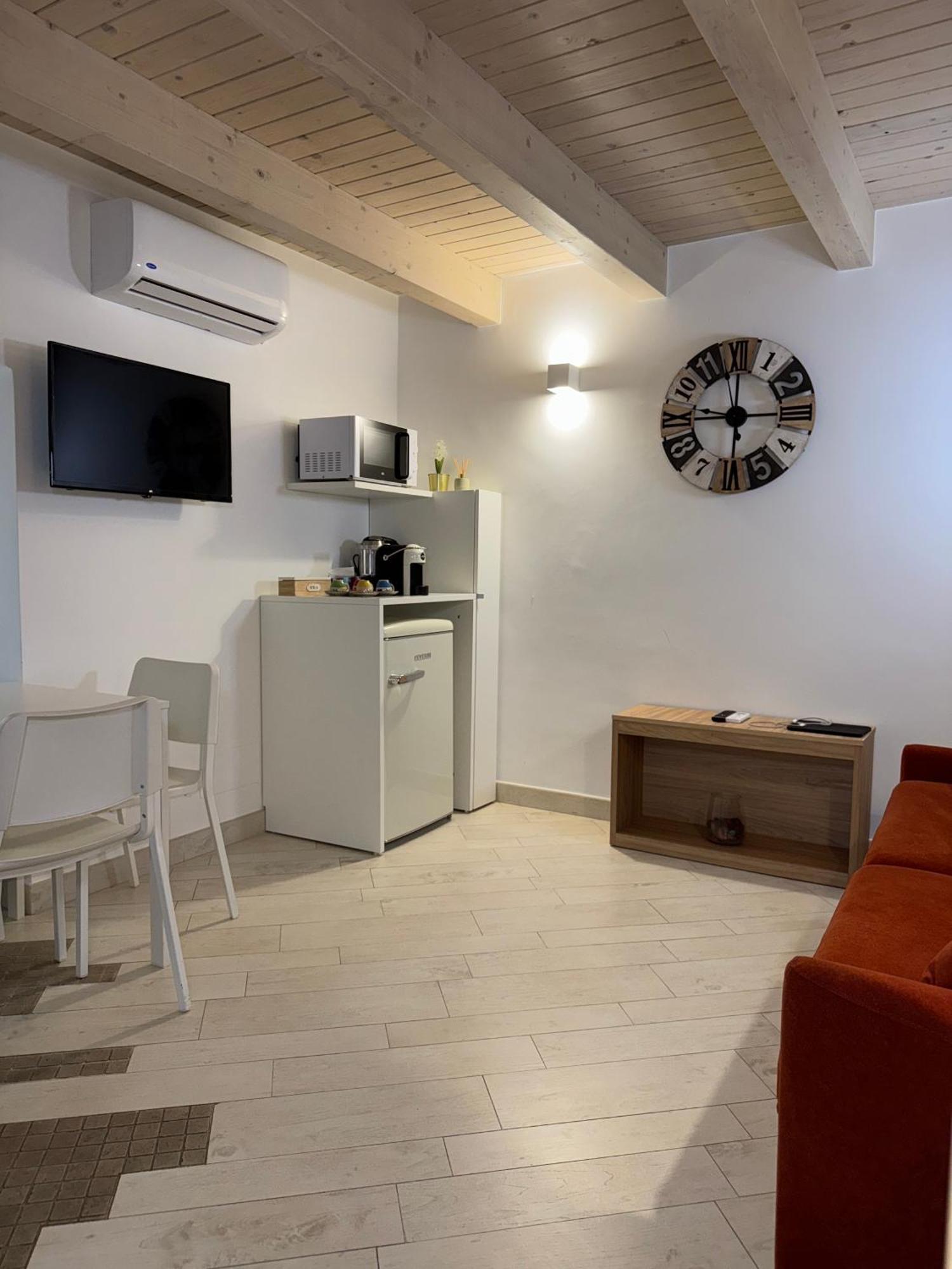 More Apartments Il Ferrarese باري الغرفة الصورة